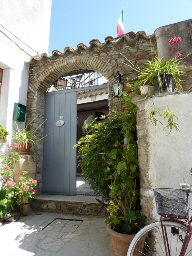 B&B Amphisya Roccella Ionica Kültér fotó