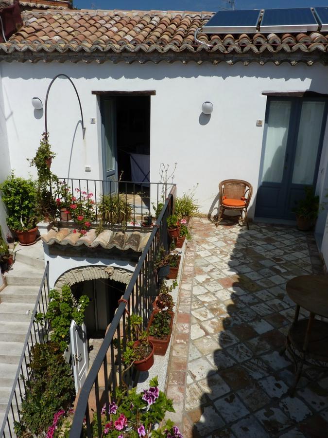 B&B Amphisya Roccella Ionica Kültér fotó