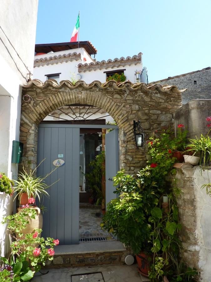 B&B Amphisya Roccella Ionica Kültér fotó